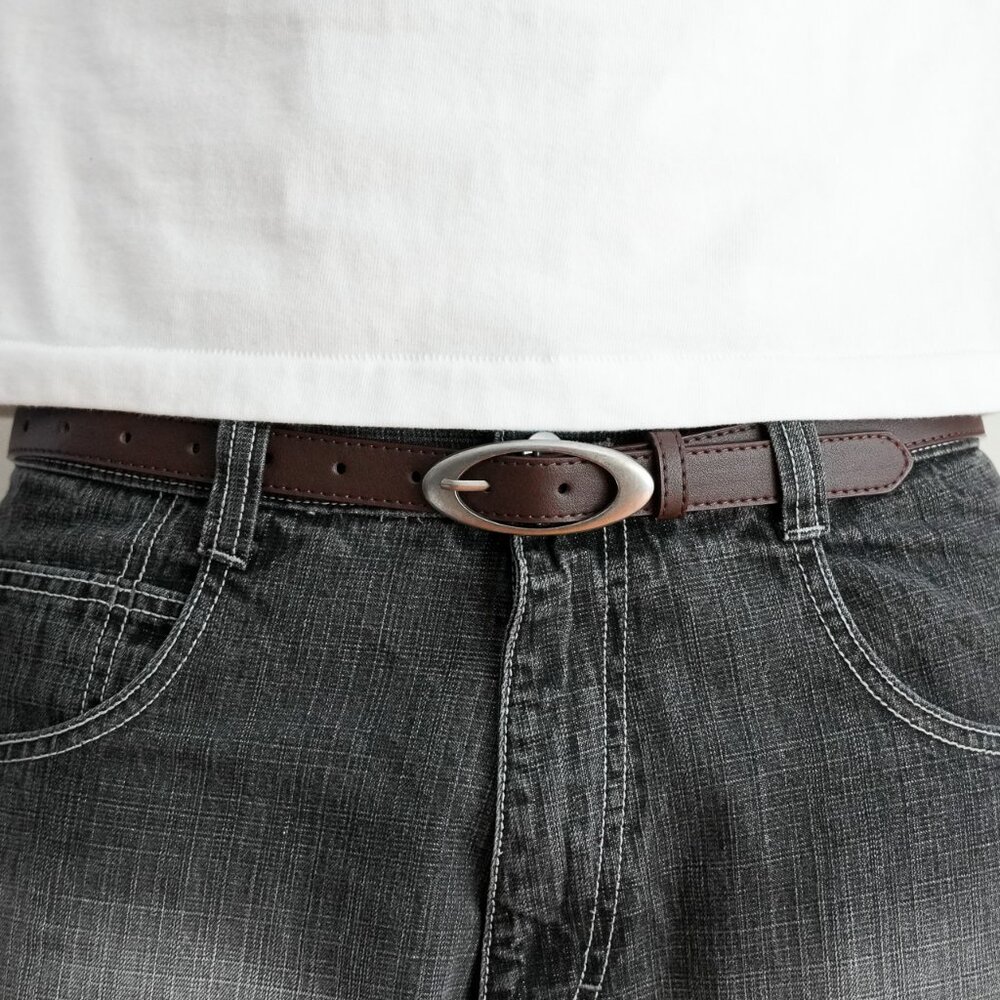 y2k oval buckle brown leather belt — 2000s minimal style